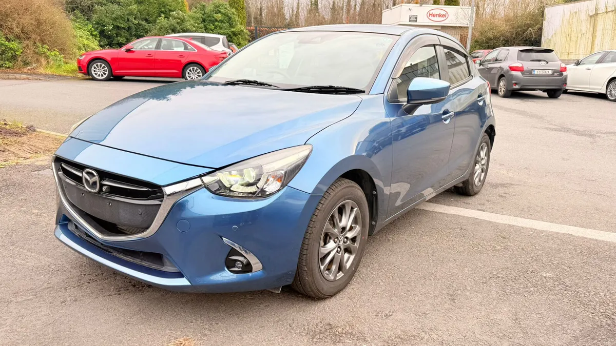 MAZDA DMEIO 2019 BLUE - Image 2