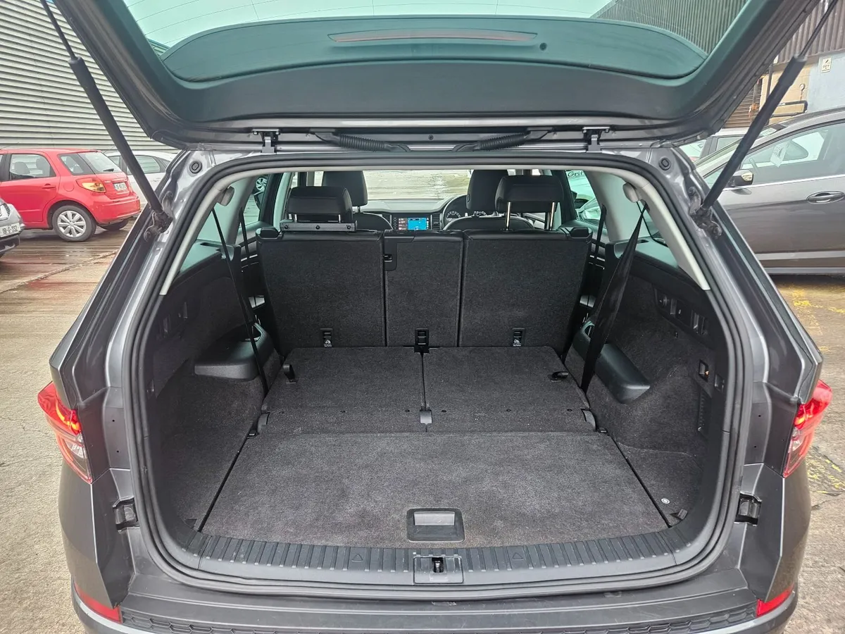 2022 Skoda Kodiaq Style Auto 7 Seater - Image 4