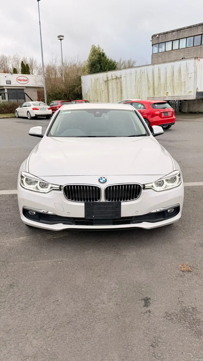 BMW 3 Series - Image 1