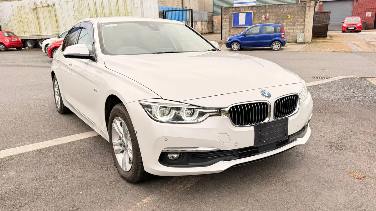 BMW 3 Series - Image 2