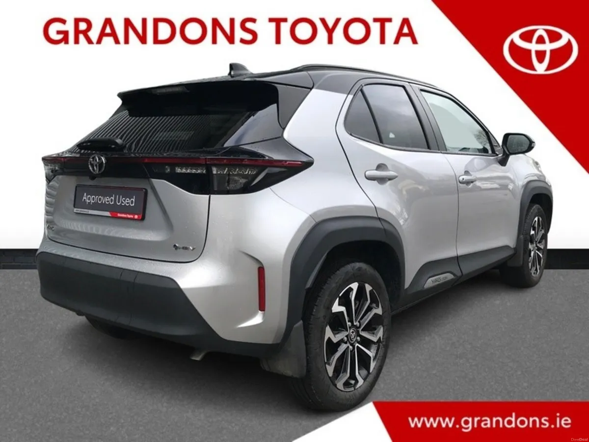 Toyota Yaris Cross LUNA SPORT - GRANDONS - Image 2