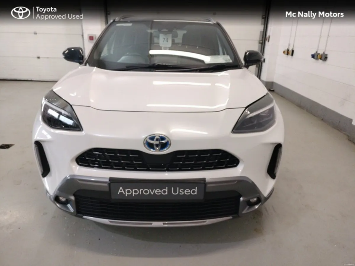 Toyota Yaris Cross ADVENTURE FWD SIDE STEPS TOP SP - Image 5