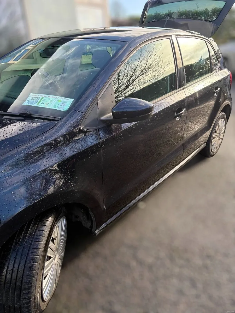 Volkswagen Polo 2015 - Image 3
