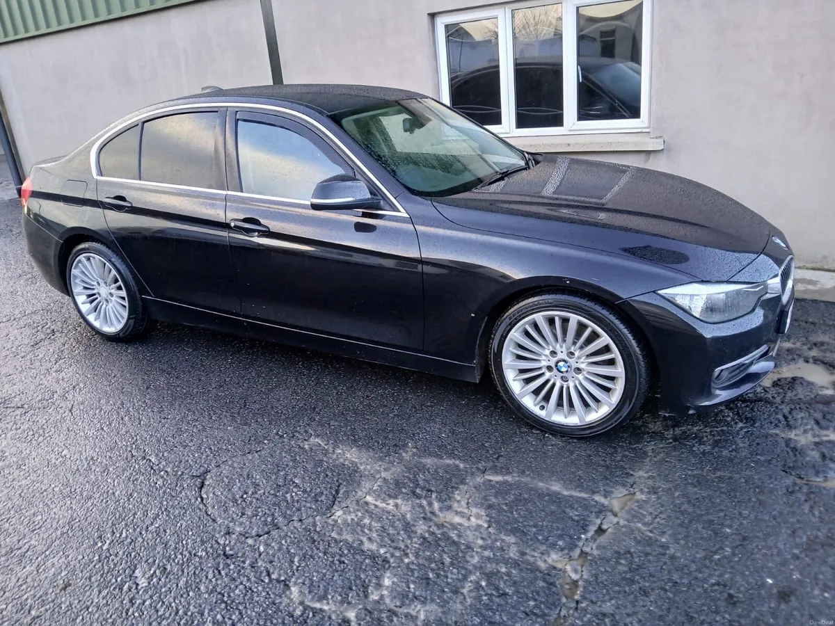 BMW 3-Series 2012 - Image 3