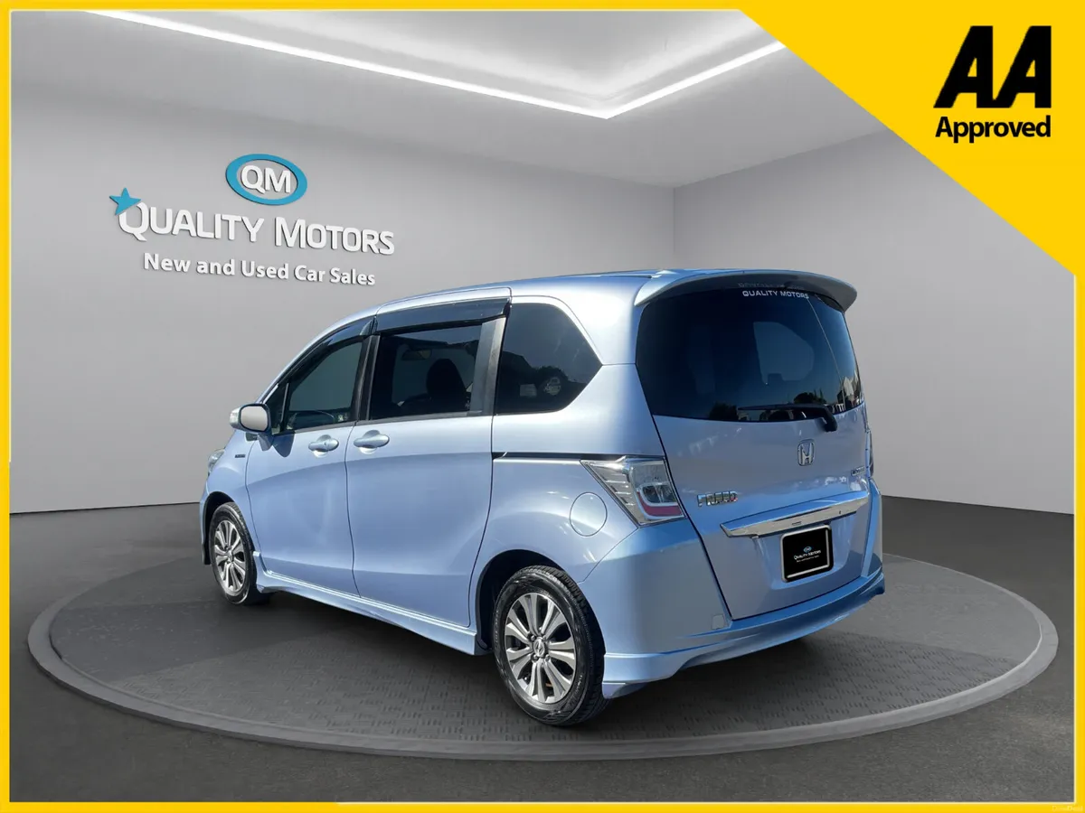 2014 HONDA FREEED HYBRID (S142) 7 SEATER - Image 5