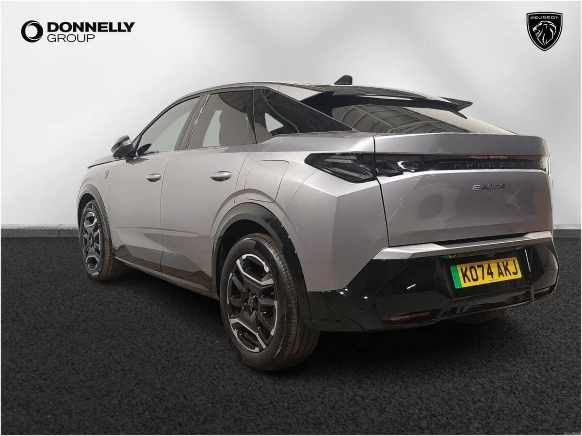Peugeot 3008 E- Electric Estate GT - Image 2