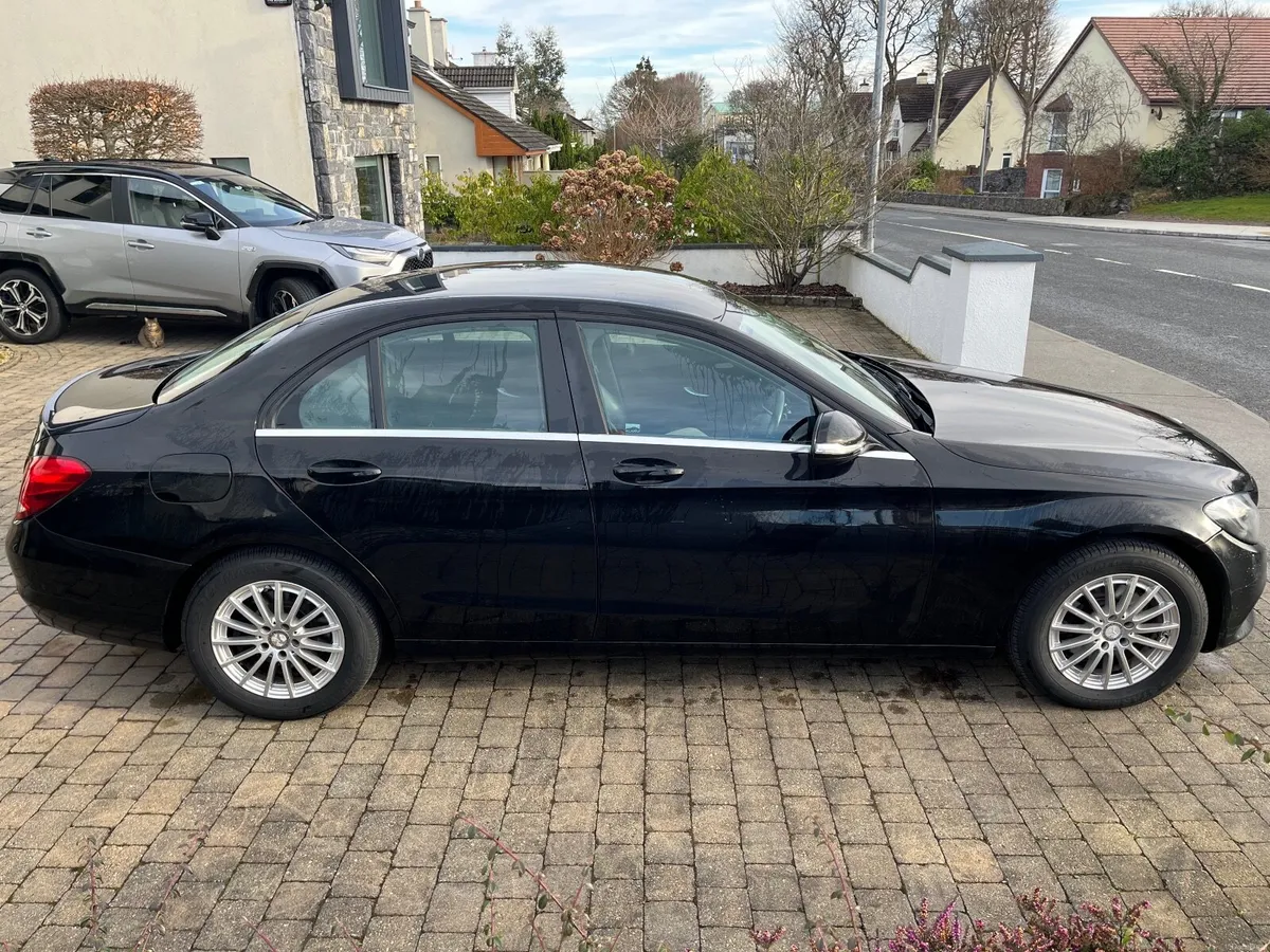 Mercedes-Benz C-Class 2015 - Image 3
