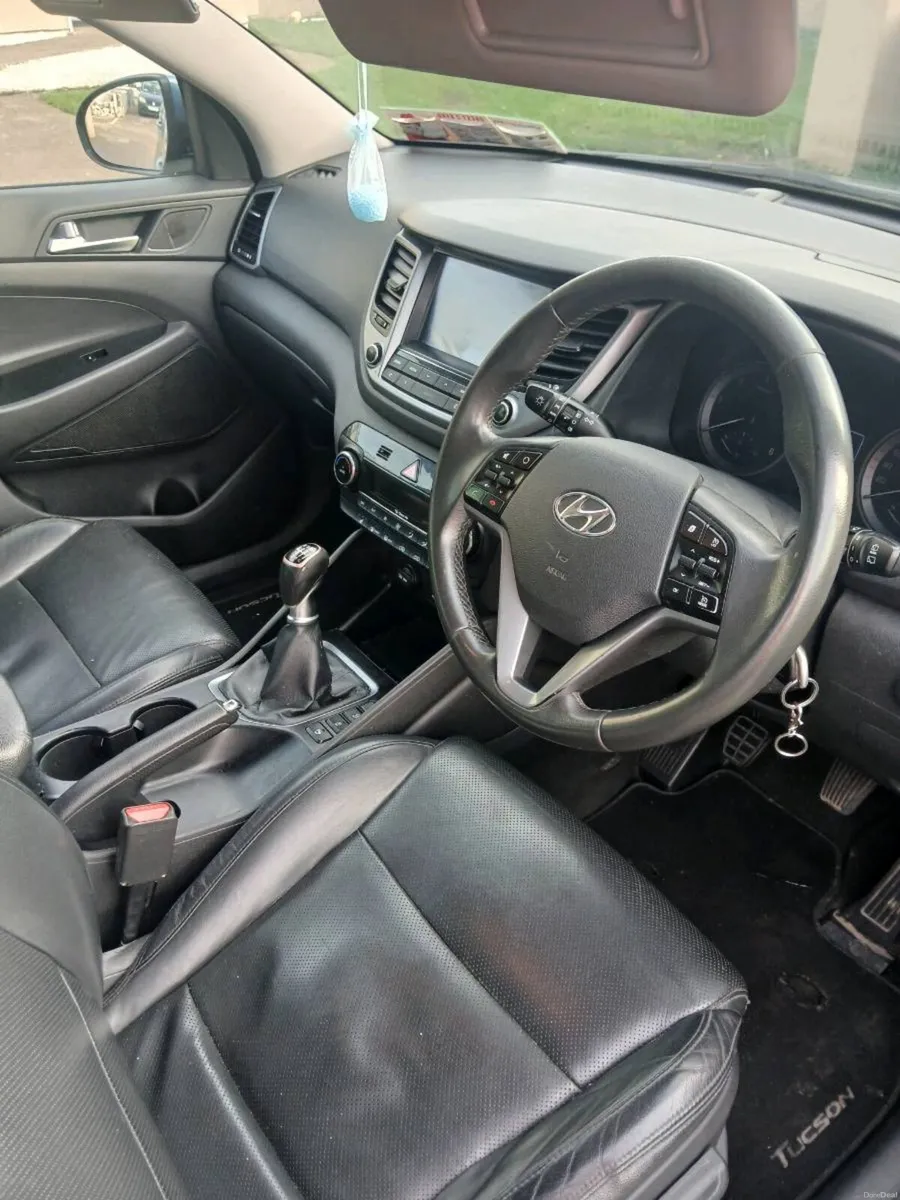 Hyundai tucson 2016 executive 1.7 diesel - Image 4