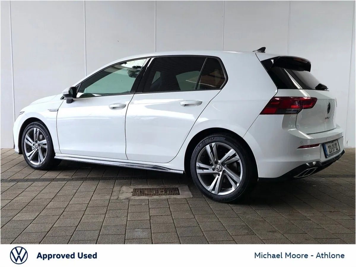 Volkswagen Golf 1.5 TSI 130BHP R-Line - Image 3