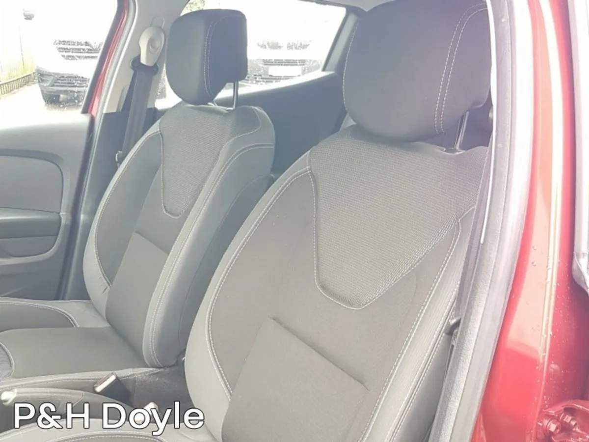 Renault Clio DYNAMIQUE NAV - Image 4