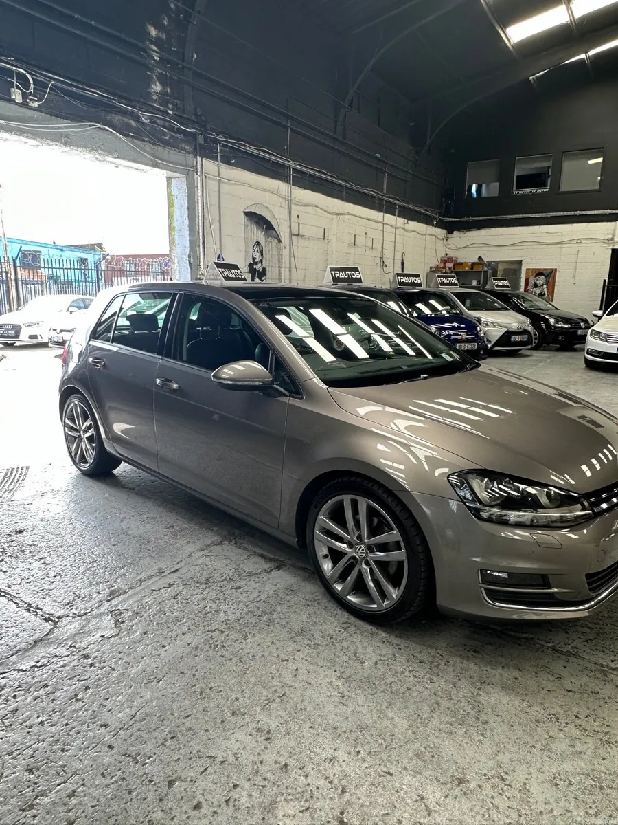 VW Golf 2017 Highline Automatic - Image 3