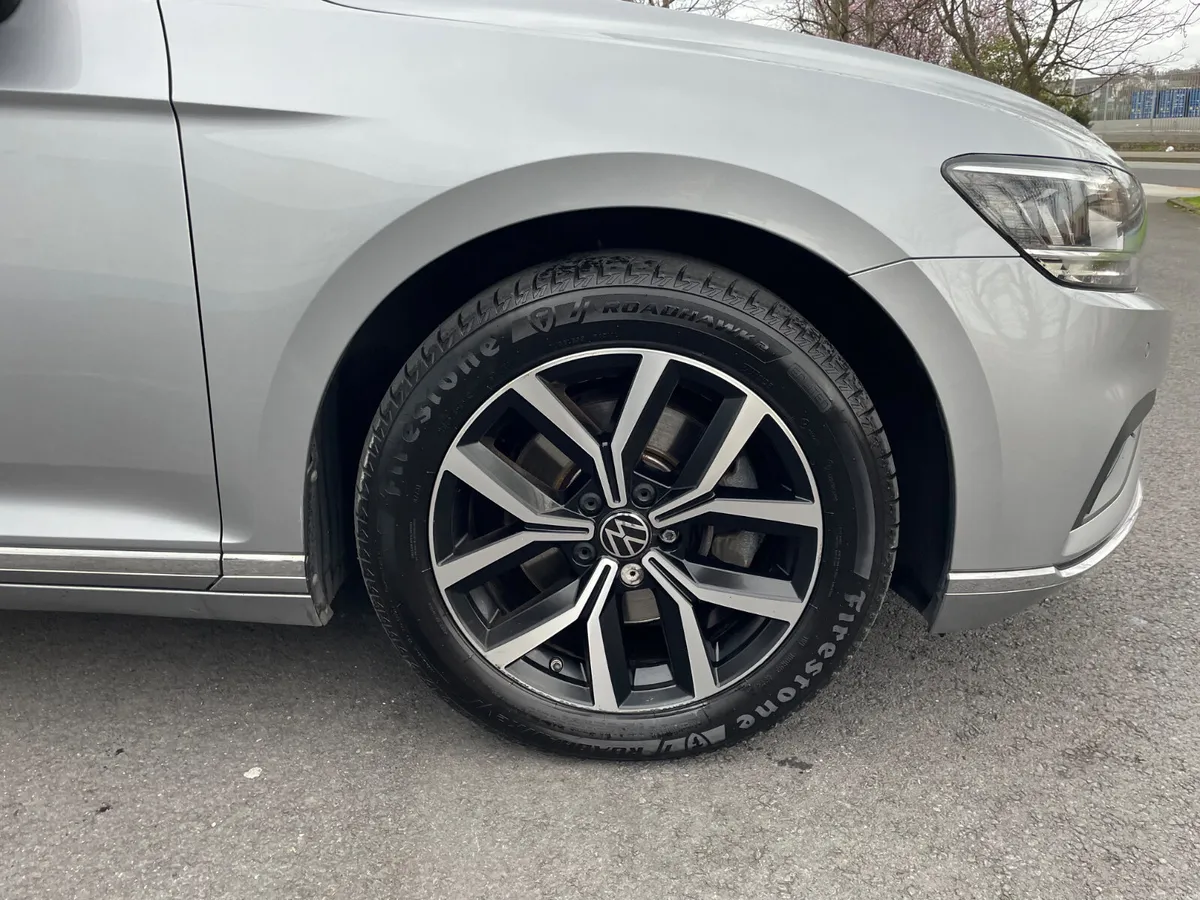 ELEGANCE 2.0 TDI - AUTO - APPLE PLAY - 200TAX - - Image 2