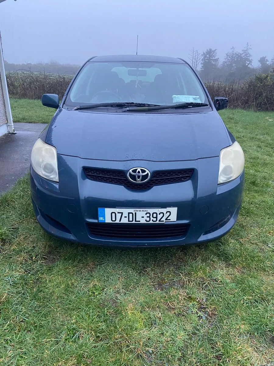 Toyota auris - Image 1