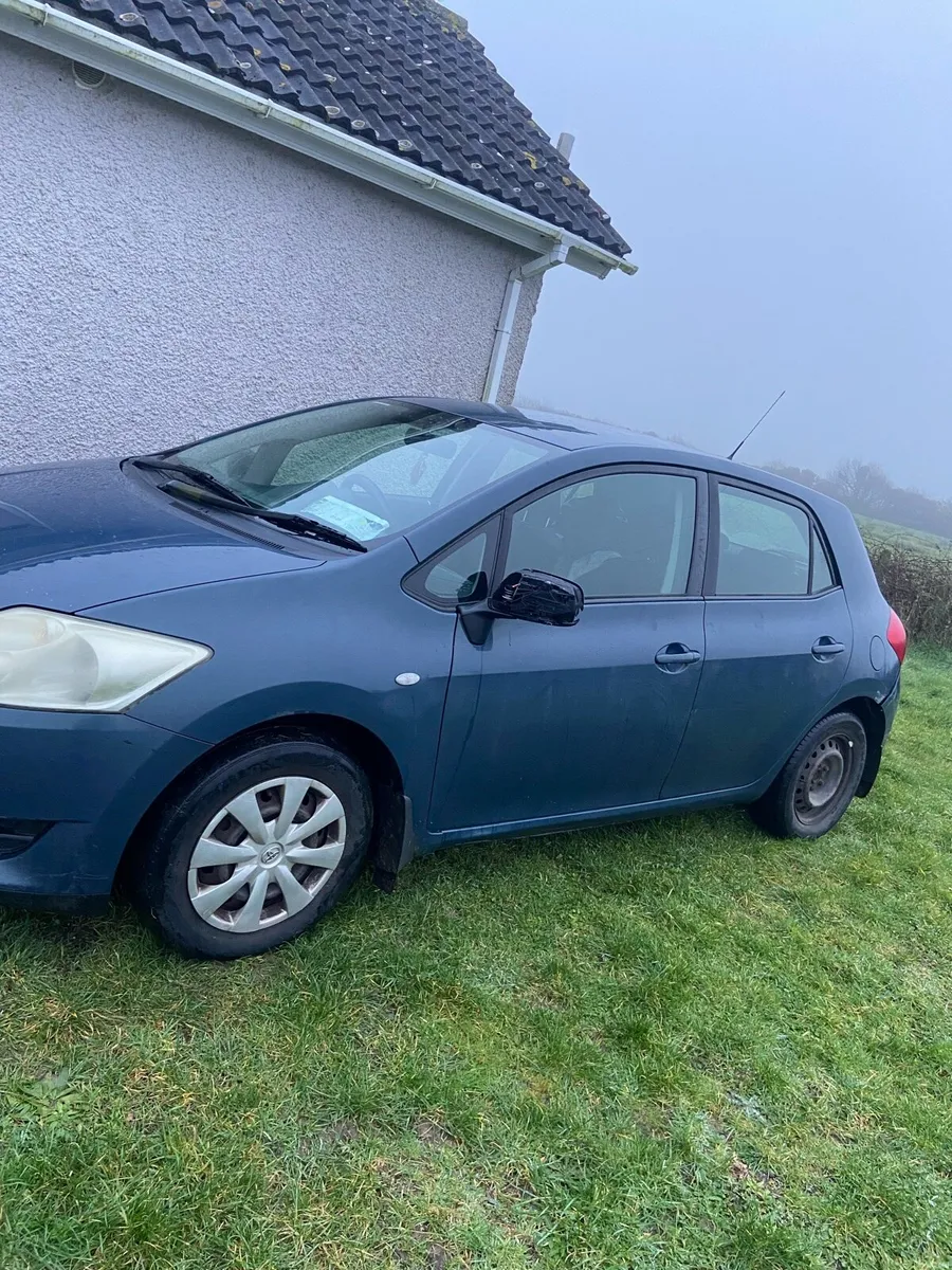 Toyota auris - Image 3