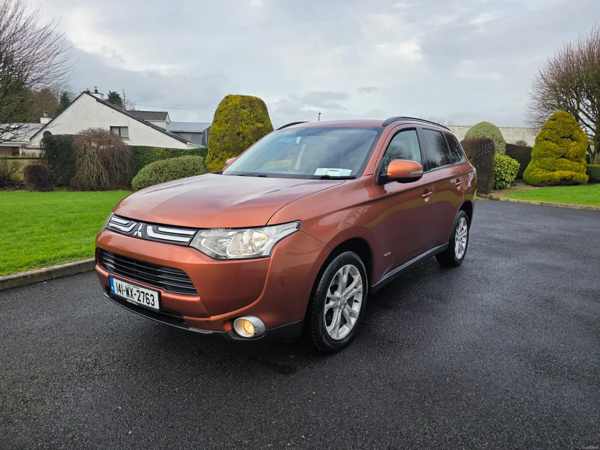 MITSUBISHI OUTLANDER...4X4..7 SEATS - Image 1