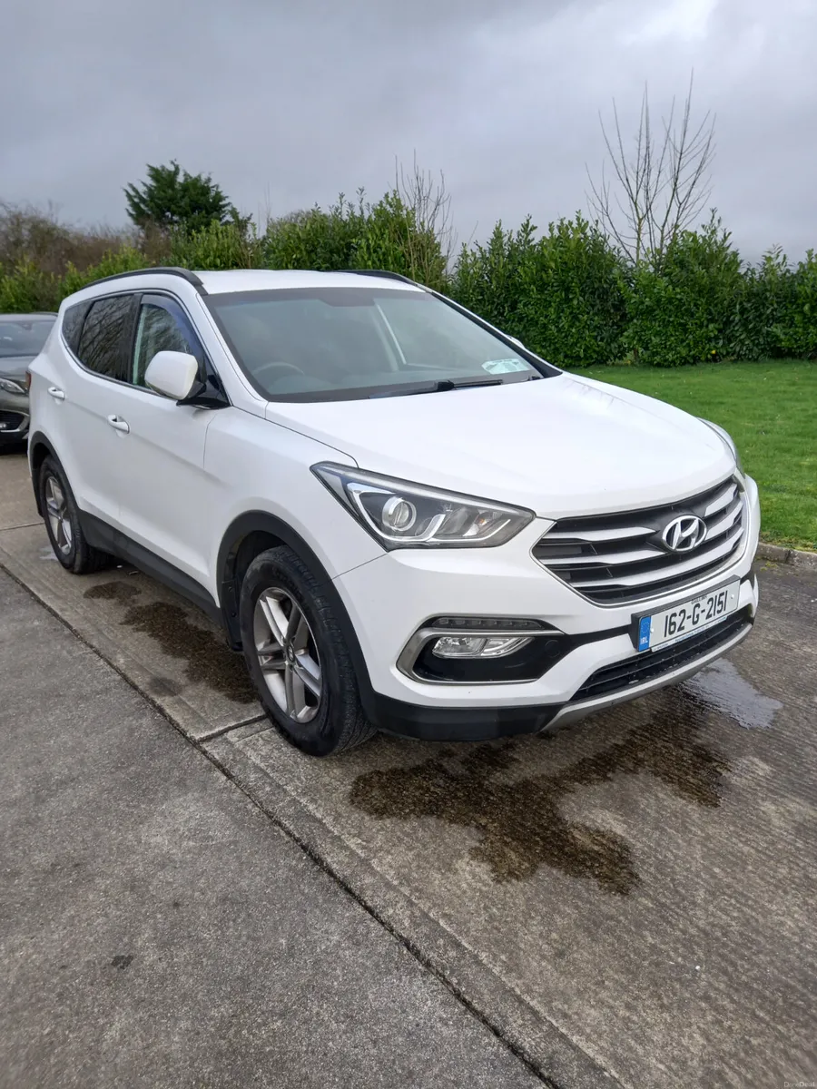 2016 Hyundai Santa Fe 2.2 Diesel - Image 2