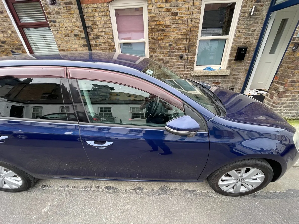 Volkswagen Golf 2013 - Image 2