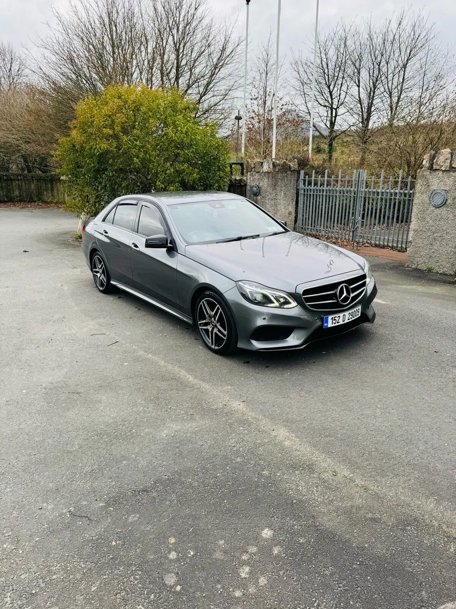 E220d AMG Night Edition - Image 2