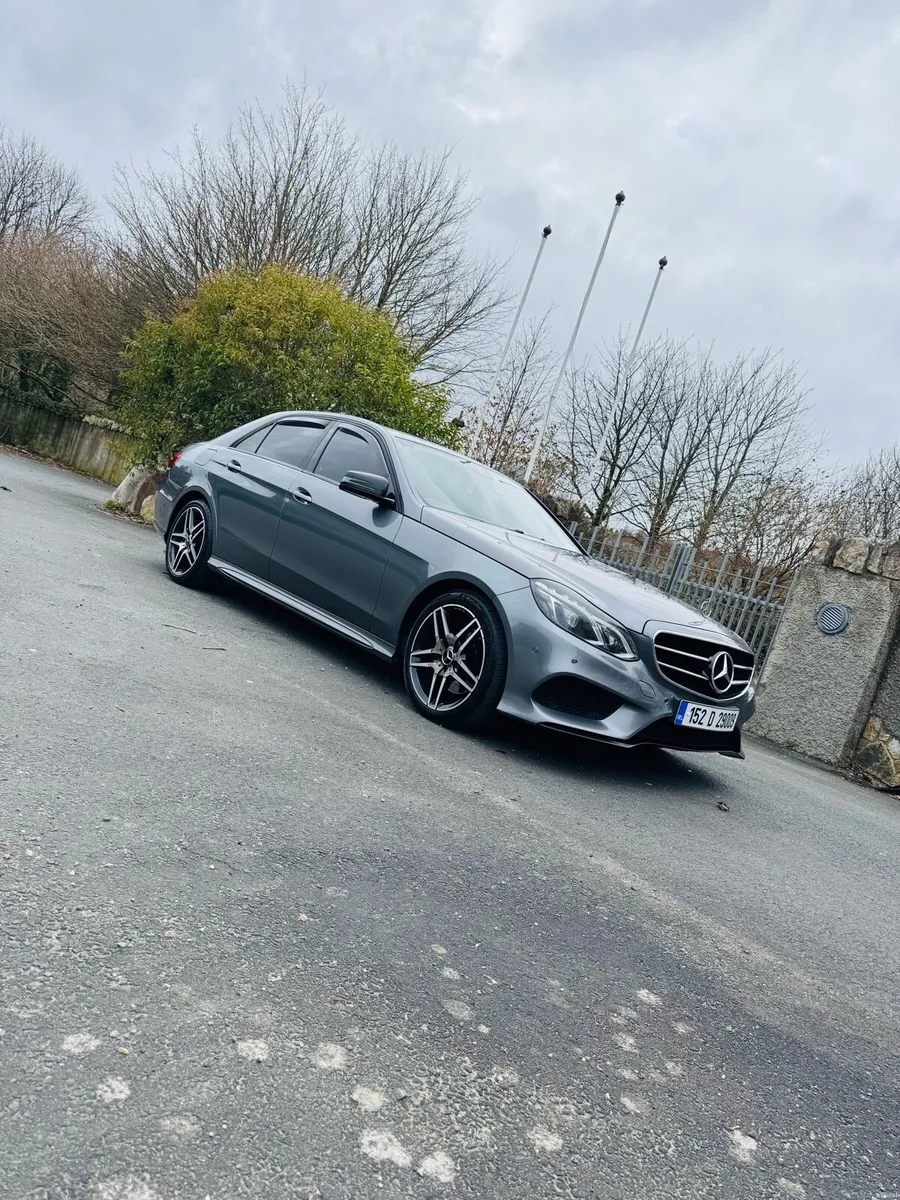 E220d AMG Night Edition - Image 4