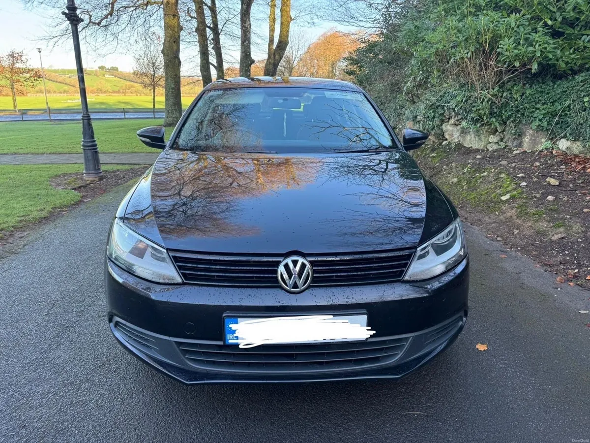 Volkswagen Jetta - Image 1