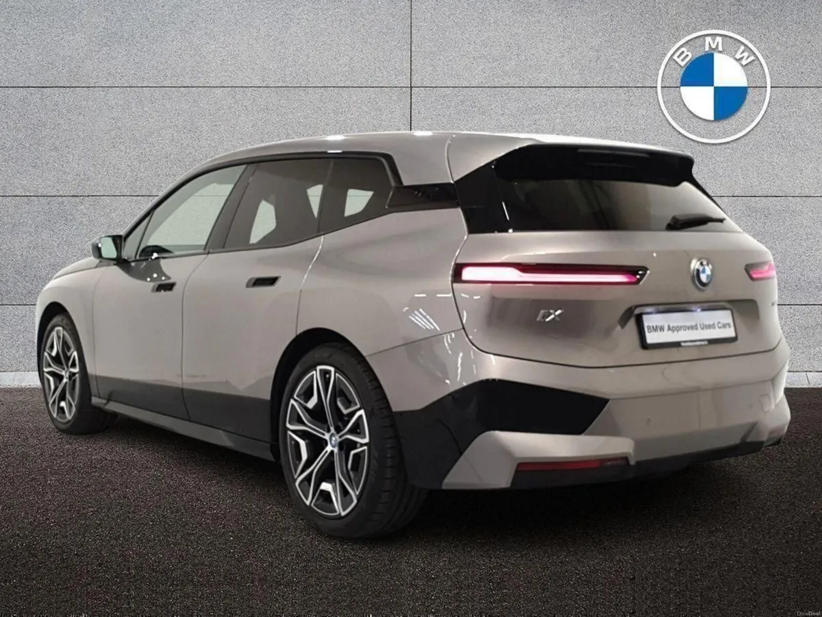 BMW iX xDrive50 M Sport - Image 3
