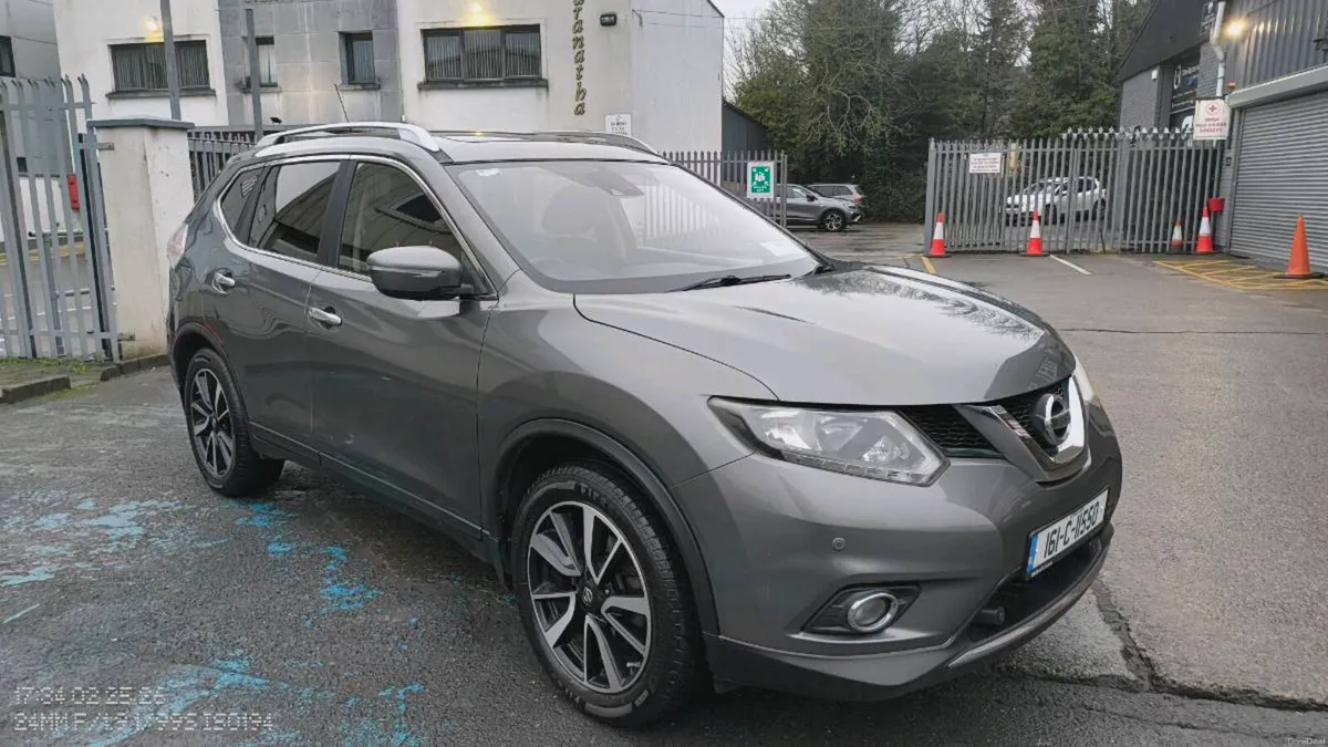 2016 Nissan X Tail 7 Seater - Image 1