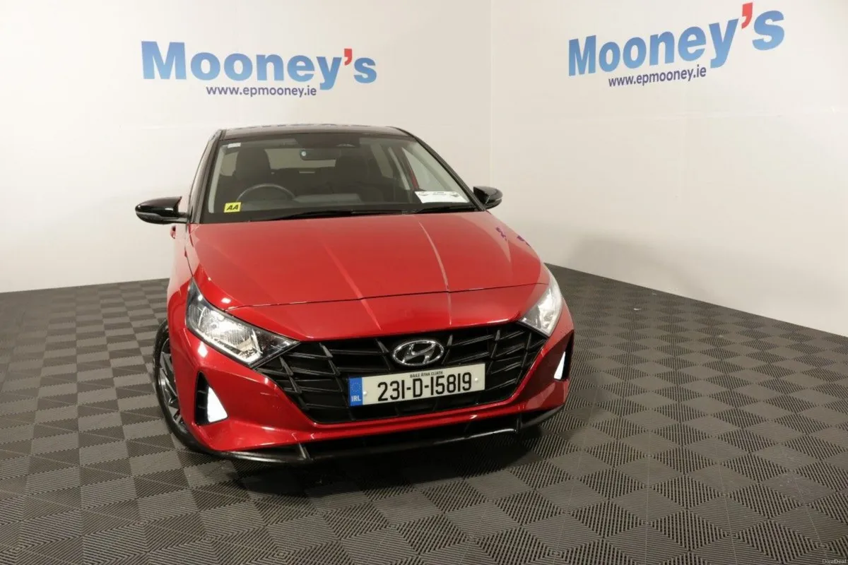 Hyundai i20 DELUXE PLUS 1.2L PETROL HATCHBACK - Image 2