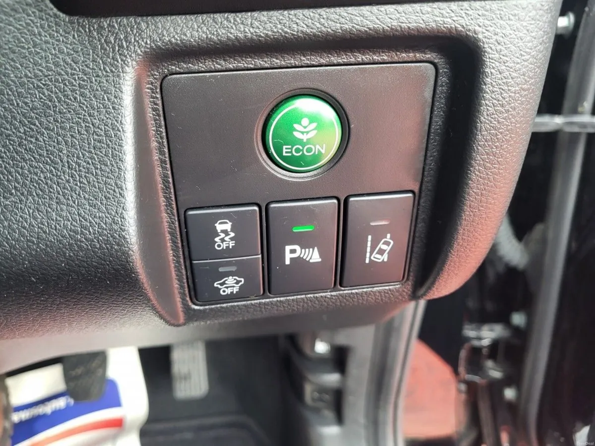 Honda HR-V 1.5 i-VTEC ES - Image 6