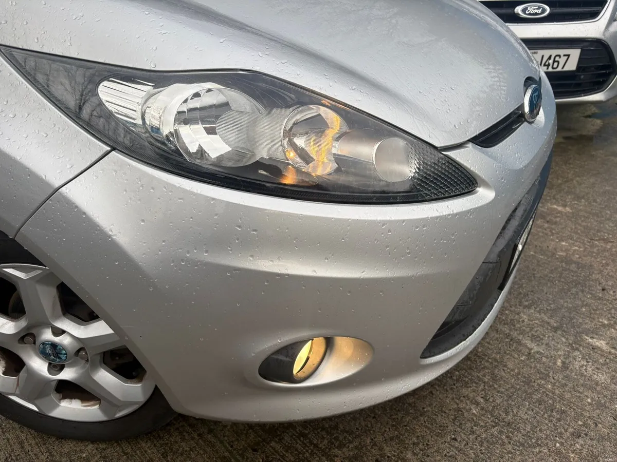 2010 Ford Fiesta SUPER LOW MILEAGE NEW NCT & TAX - Image 4