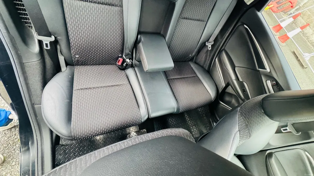 Honda Insight Fit 2016/2 Reg Hybrid Low Kms - Image 3