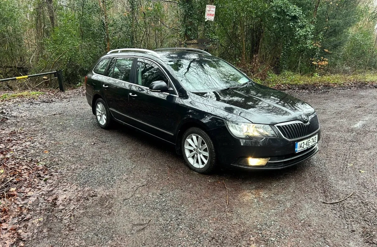 2014 Skoda Suberb - Image 1