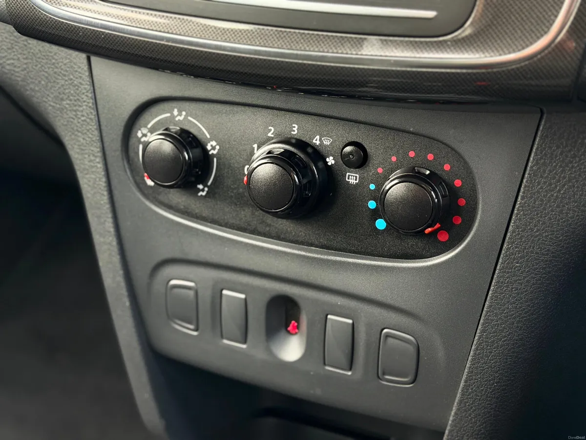 2019 Dacia Logan 1.0 Petrol - Image 3