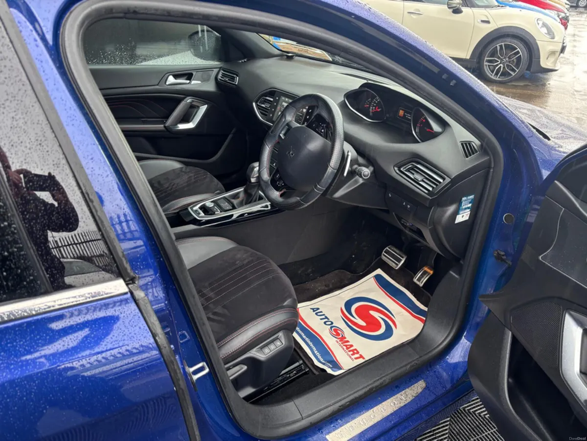 Peugeot 308 Peugeot 308 GT-line 1.2 petrol, auto, - Image 4