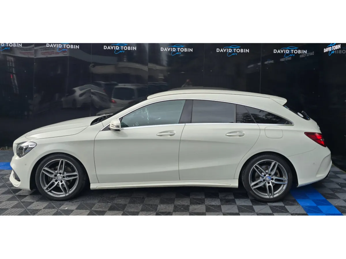 Mercedes-Benz CLA 180 SHOOTING BRAKE - Image 3