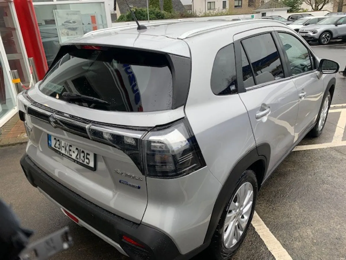 Suzuki SX4 S-Cross 1.4 MOTION (7 yrs service activ - Image 3