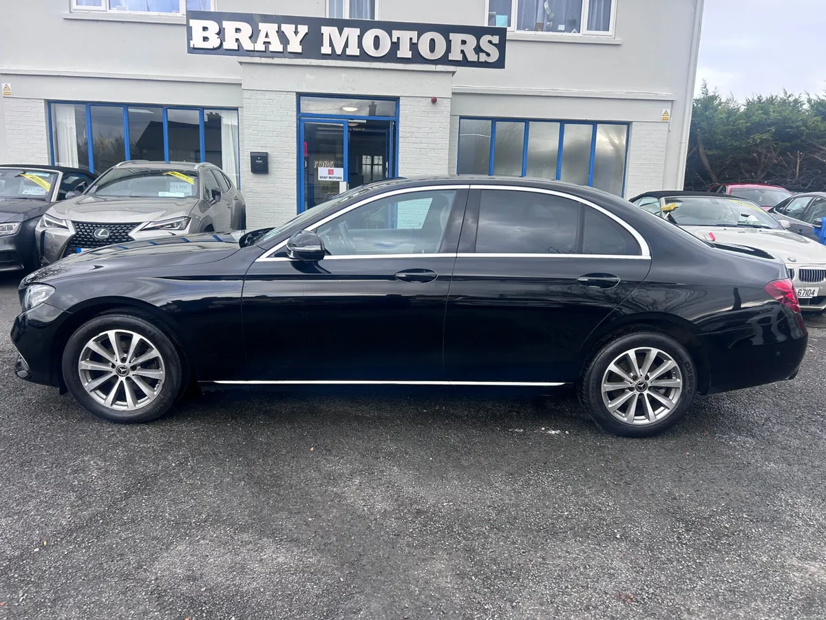 2019 MERCEDES E220d AVANTGARDE AUTO LOW KMS - Image 4