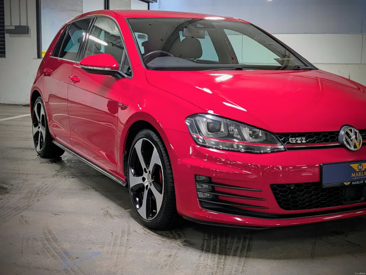 2015 (152) Volkswagen Golf GTI 2.0TSI DSG 5Dr - Image 5