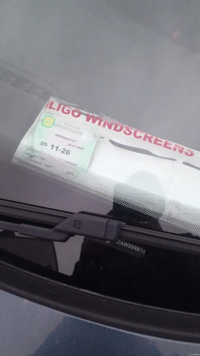 Volkswagen Golf 2010 - Image 4