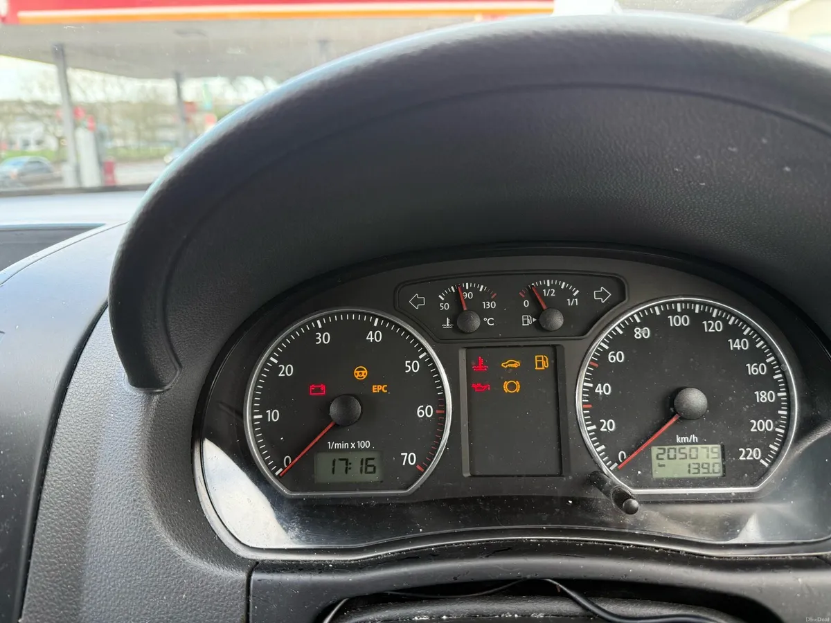 Volkswagen Polo 2006 - Image 4