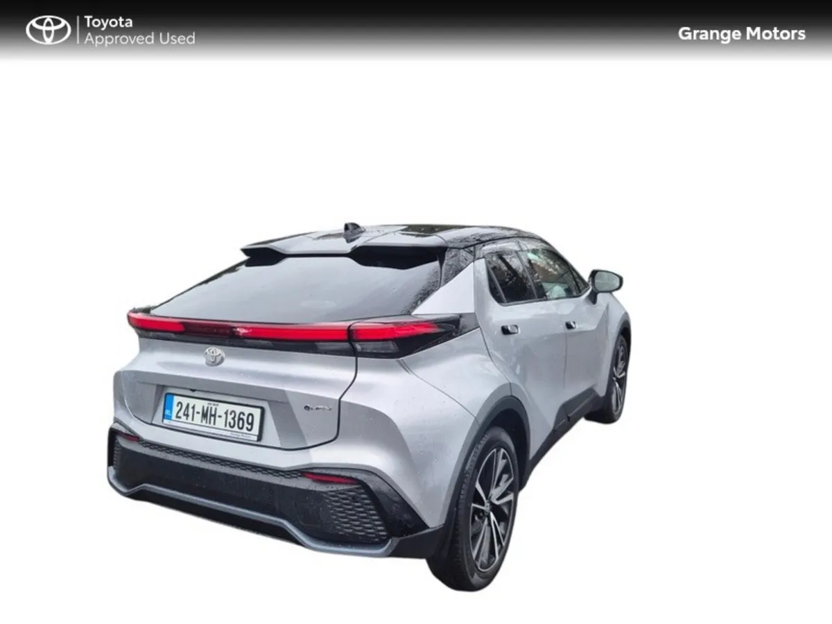 Toyota C-HR 1.8 HYBRID SOL 5DR**NEW MODEL** - Image 3