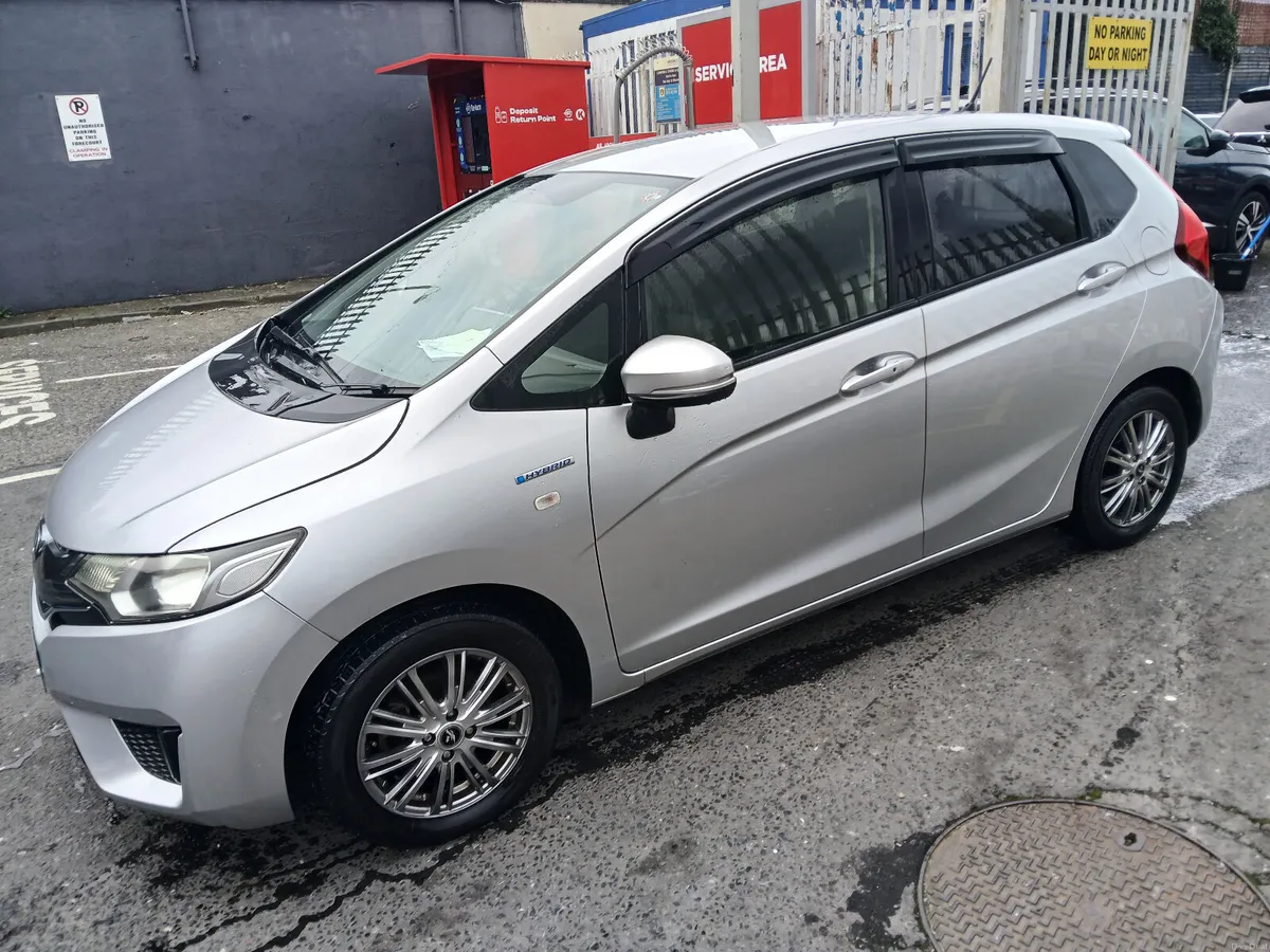 HONDA FIT HYBRID 2014 NEW NCT LOW MILES - Image 3