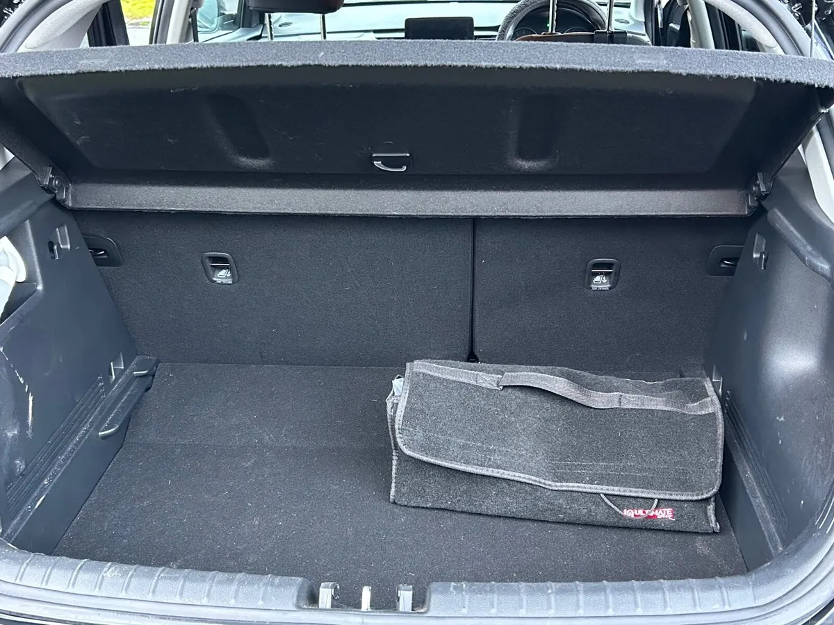 Kia Stonic 2024 - Image 3