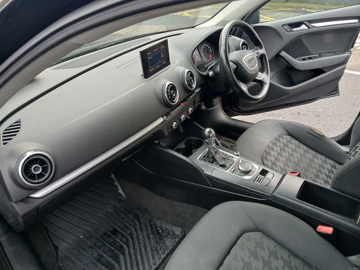 Audi A3 2014 - Image 2