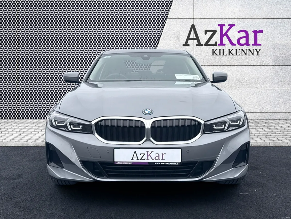 BMW 3-Series 2023 330e SPORT 2.0PHEV NEW MODEL 292 - Image 3