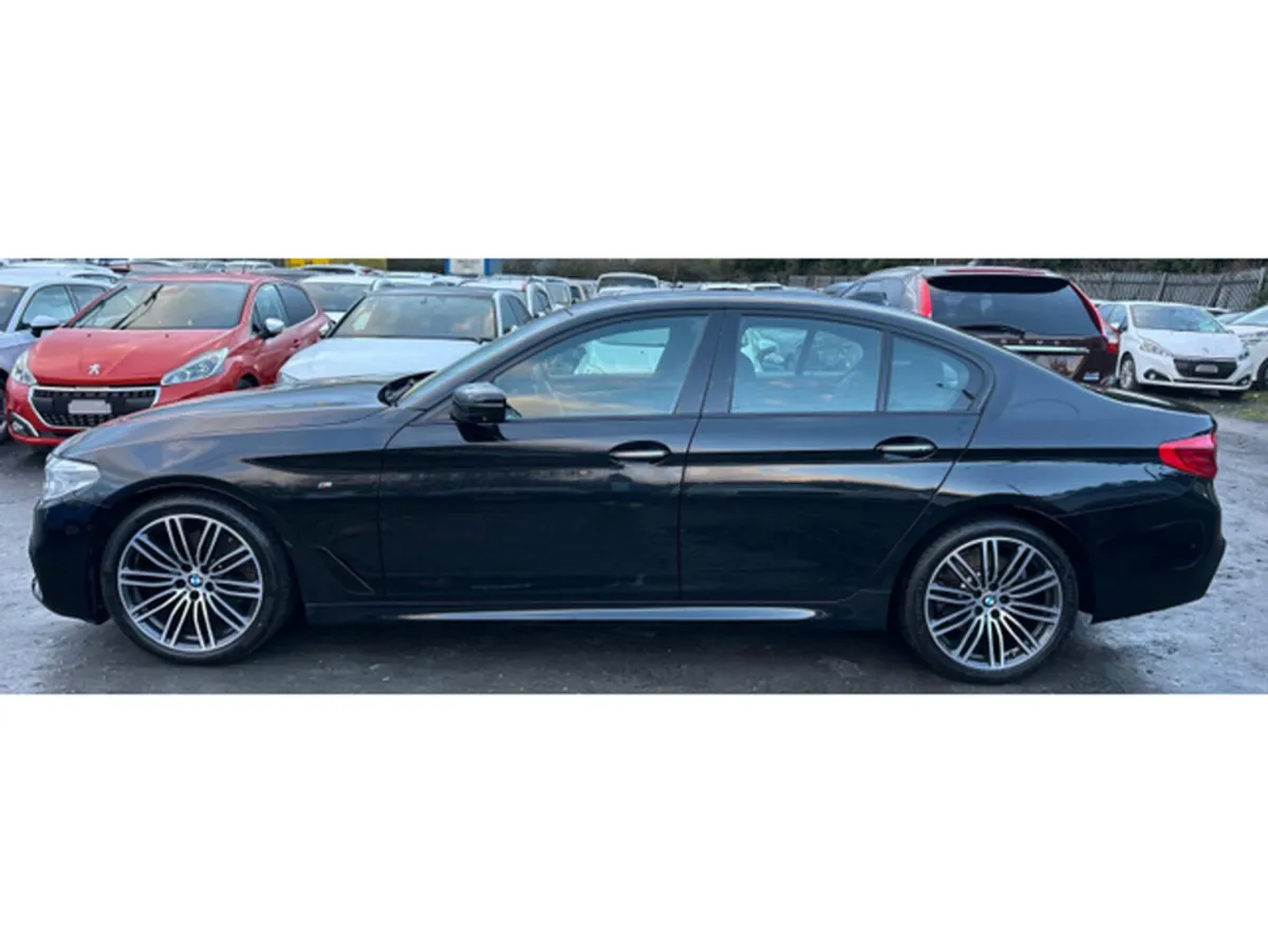 BMW 5-Series 2.0L Diesel M-SPORT Sunroof/Electric - Image 4