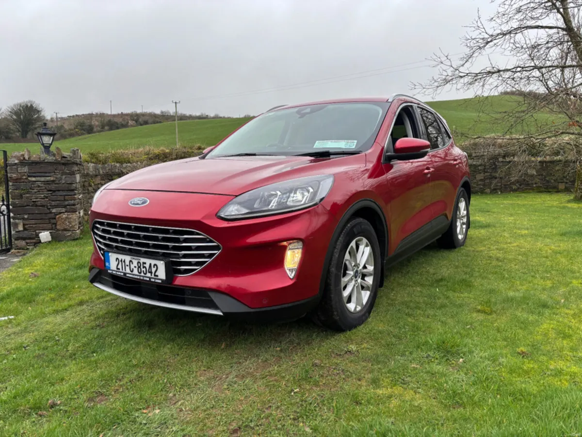 Ford Kuga TITANIUM 1.5 TD 120 S6.2 M6 F 4DR - Image 2