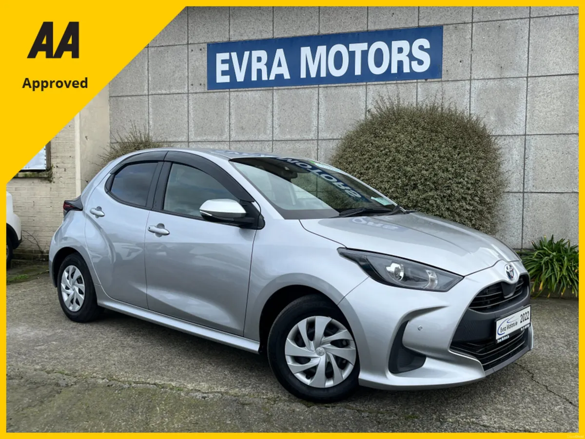 Toyota Yaris X AUTOMATIC HYBRID 1.5 PETROL //REVER - Image 1