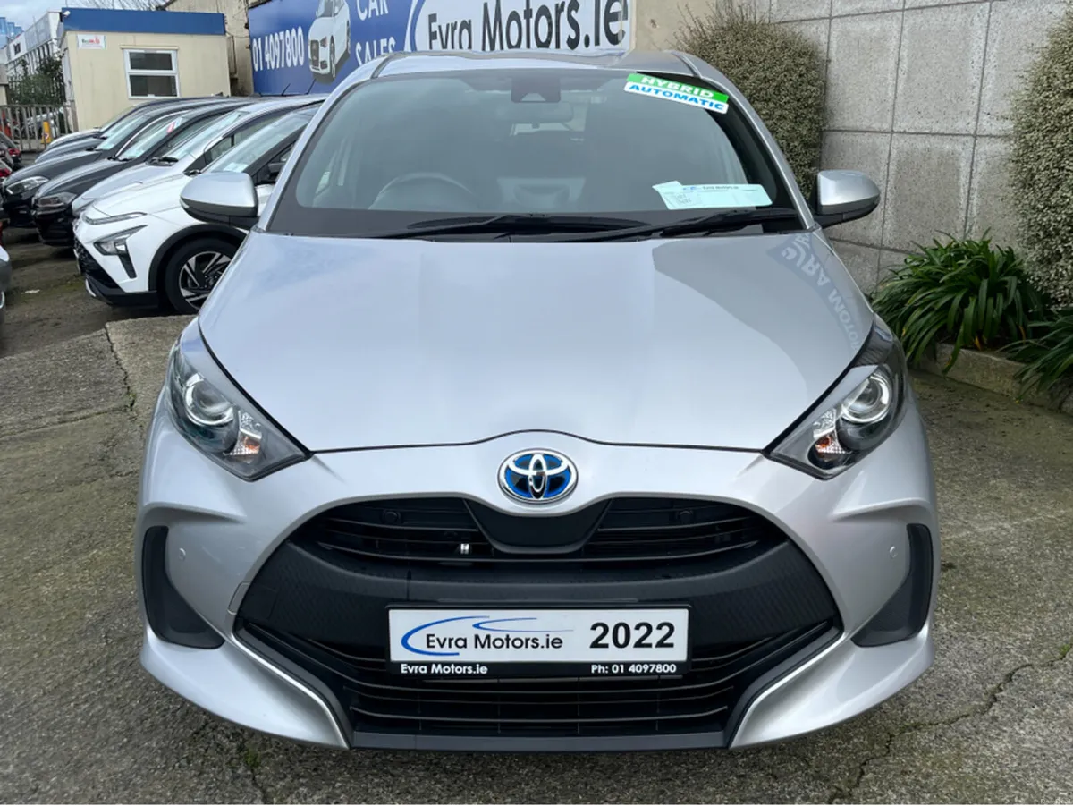 Toyota Yaris X AUTOMATIC HYBRID 1.5 PETROL //REVER - Image 2