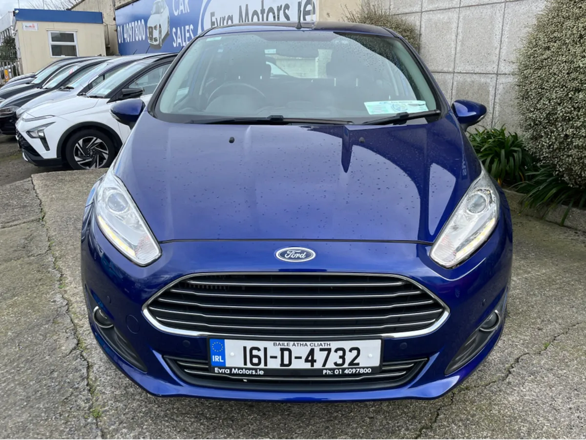 Ford Fiesta TITANIUM AUTOMATIC 1.0 PETROL //LOW MI - Image 2