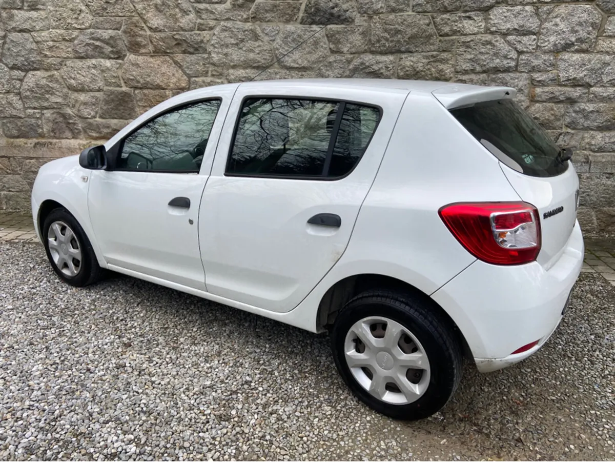 Dacia Sandero 1.2 AMBIANCE 75BHP 5DR - Image 4